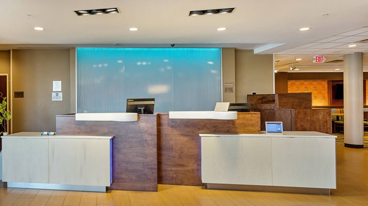 Fairfield Inn & Suites Abingdon Lobby