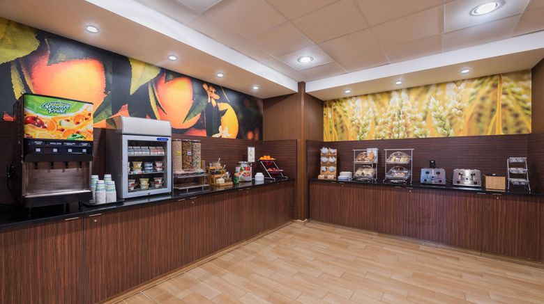 <b>Fairfield Inn & Suites Uncasville Restaurant</b>. Images powered by <a href="https://www.leonardoworldwide.com/" title="Leonardo Worldwide" target="_blank">Leonardo</a>.