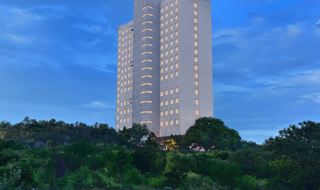 Fairfield by Marriott Hyderabad Gachibow Exterior