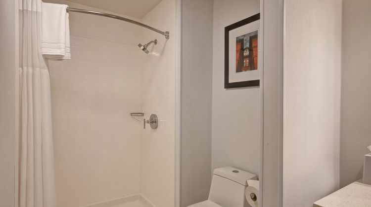 Four Points by Sheraton Peoria Room