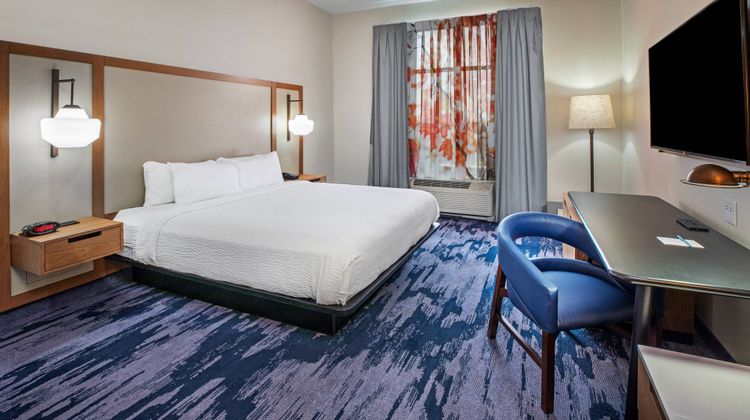Fairfield Inn & Stes Tulsa Downtown Room