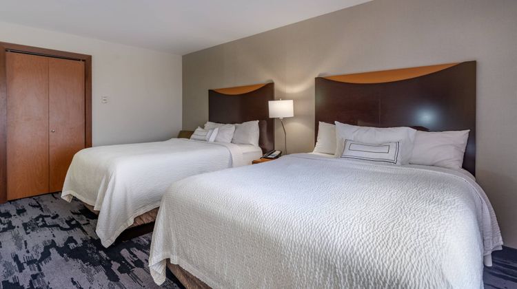 Fairfield Inn & Suites Texarkana Room