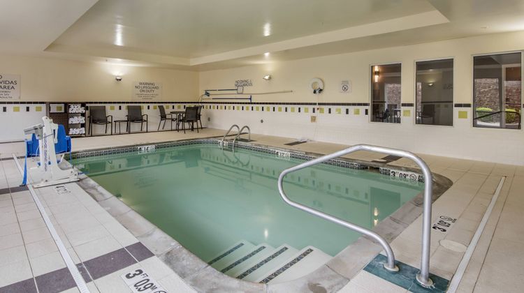 Fairfield Inn & Suites Texarkana Pool