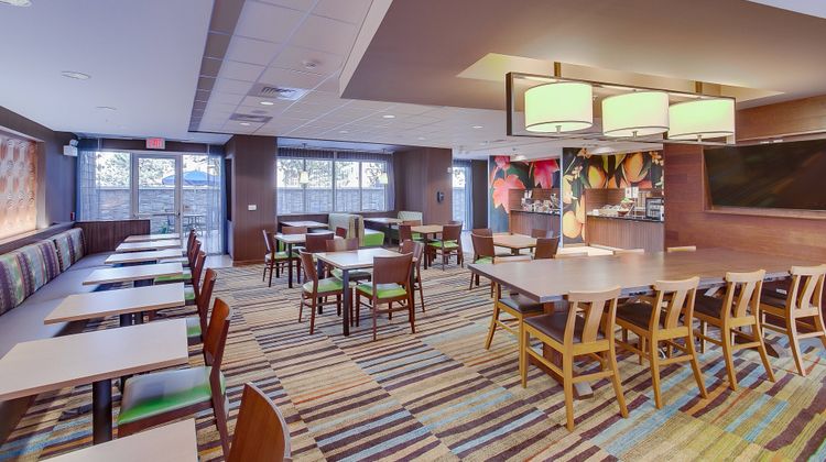 Fairfield Inn & Suites Wichita East Restaurant
