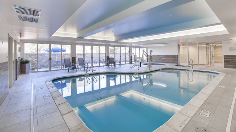 Fairfield Inn & Suites Wichita East Pool