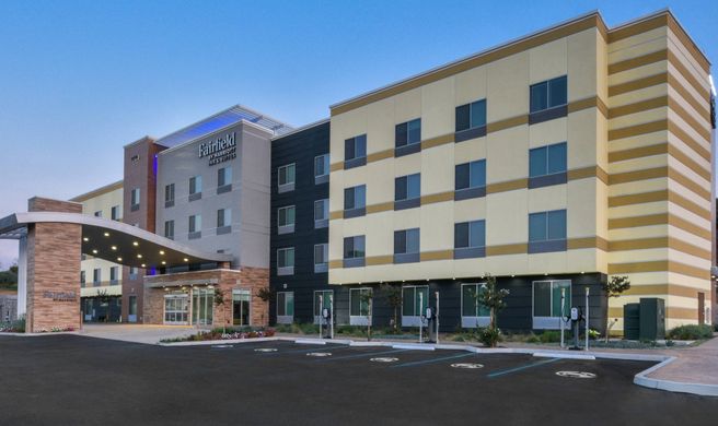 Fairfield Inn & Suites Moorpark Exterior