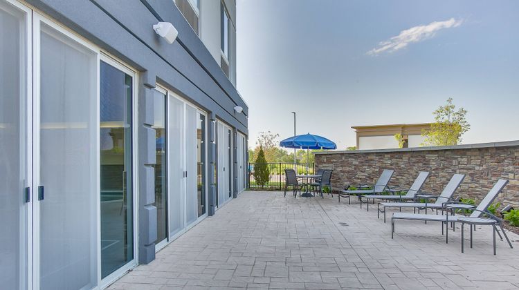 Fairfield Inn & Suites Wichita East Pool