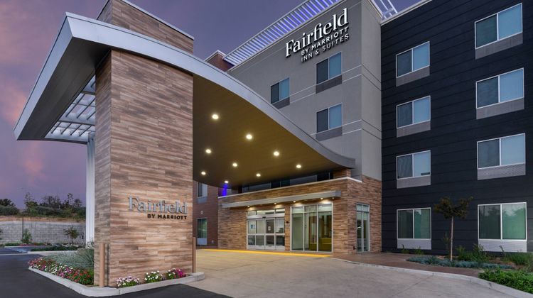 Fairfield Inn & Suites Moorpark Exterior