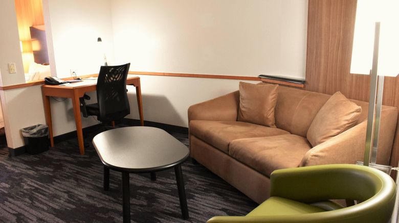 <b>Fairfield Inn & Suites Room</b>. Images powered by <a href="https://www.leonardoworldwide.com/" title="Leonardo Worldwide" target="_blank">Leonardo</a>.