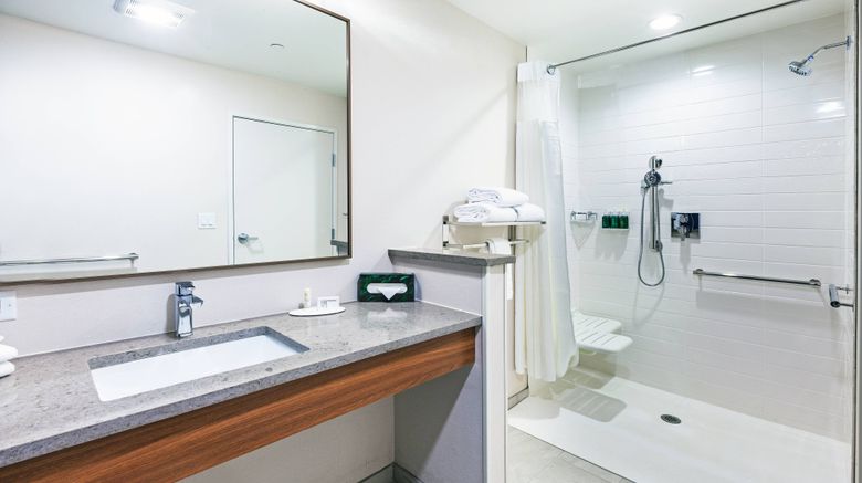 <b>Fairfield Inn & Suites Tulsa Catoosa Room</b>. Images powered by <a href="https://www.leonardoworldwide.com/" title="Leonardo Worldwide" target="_blank">Leonardo</a>.