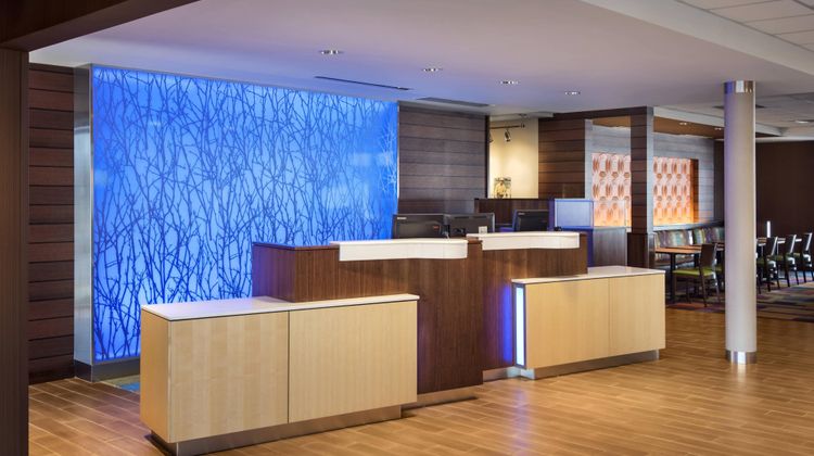 Fairfield Inn & Suites New Castle Lobby