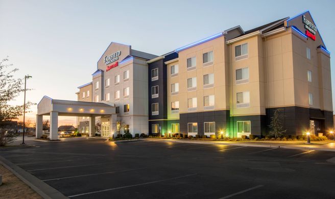 Fairfield Inn & Suites Muskogee Exterior