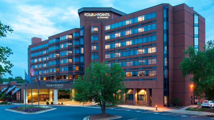Four Points by Sheraton Richmond Exterior