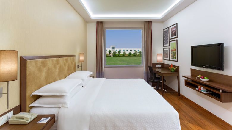 <b>Four Points New Delhi, Airport Highway Room</b>. Images powered by <a href="https://www.leonardoworldwide.com/" title="Leonardo Worldwide" target="_blank">Leonardo</a>.