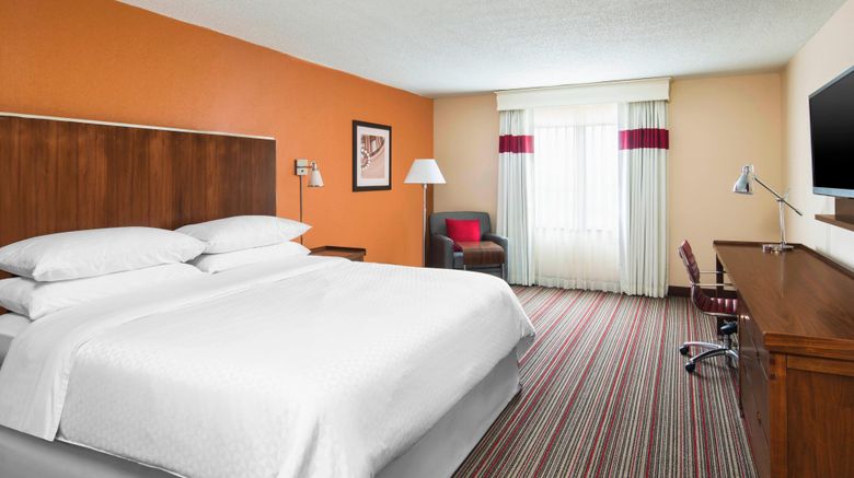 <b>Four Points by Sheraton Bentonville Room</b>. Images powered by <a href="https://www.leonardoworldwide.com/" title="Leonardo Worldwide" target="_blank">Leonardo</a>.