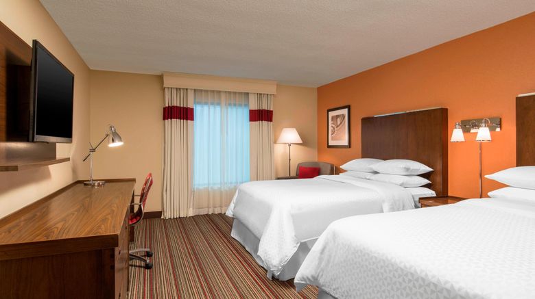 <b>Four Points by Sheraton Bentonville Room</b>. Images powered by <a href="https://www.leonardoworldwide.com/" title="Leonardo Worldwide" target="_blank">Leonardo</a>.