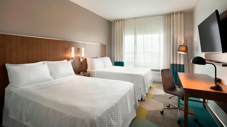 Four Points by Sheraton Miami Airport Room