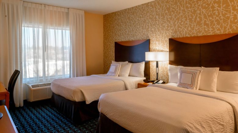 <b>Fairfield Inn & Suites Kennett Square Room</b>. Images powered by <a href="https://www.leonardoworldwide.com/" title="Leonardo Worldwide" target="_blank">Leonardo</a>.