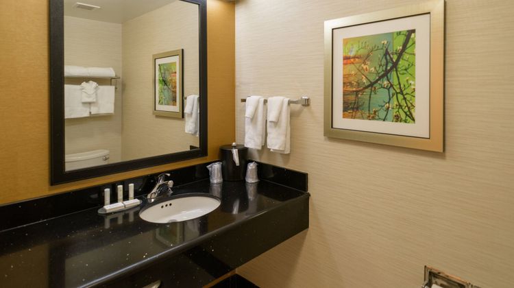 Fairfield Inn & Suites Kennett Square Room