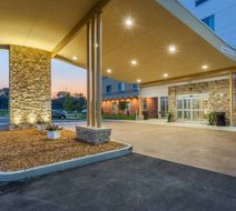 Fairfield Inn & Suites Franklin Exterior