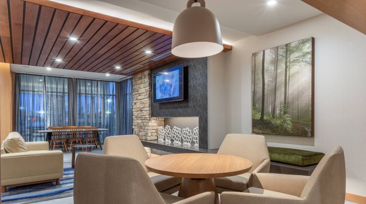 Fairfield Inn & Suites Franklin Lobby