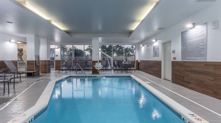 Fairfield Inn & Suites Franklin Pool