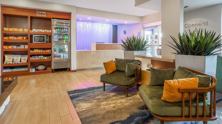 Fairfield Inn by Marriott/NW Lobby