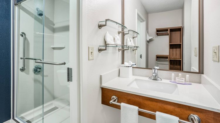 Fairfield Inn by Marriott/NW Room