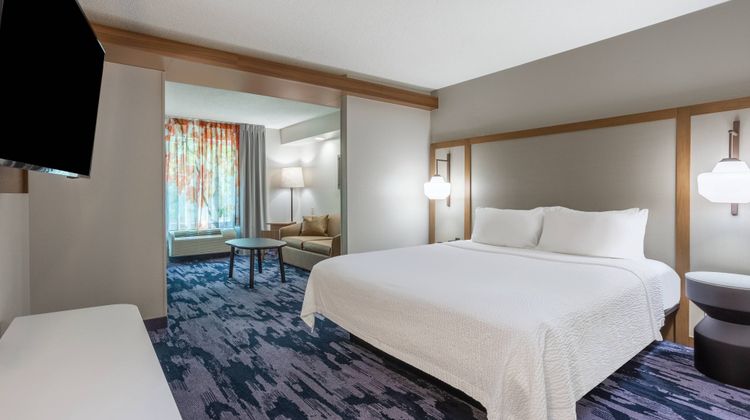 Fairfield Inn by Marriott/NW Suite