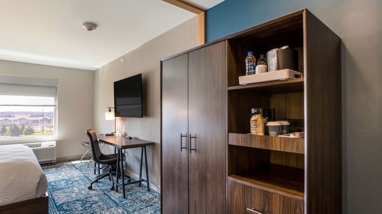 Four Points by Sheraton Elkhart Room