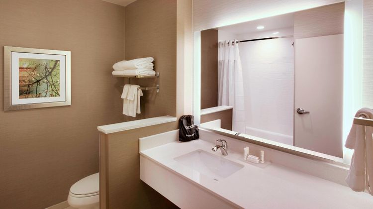Fairfield Inn/Suites Phoenix Tempe/Arpt Room
