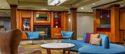 Fairfield Inn & Suites Peoria East Lobby