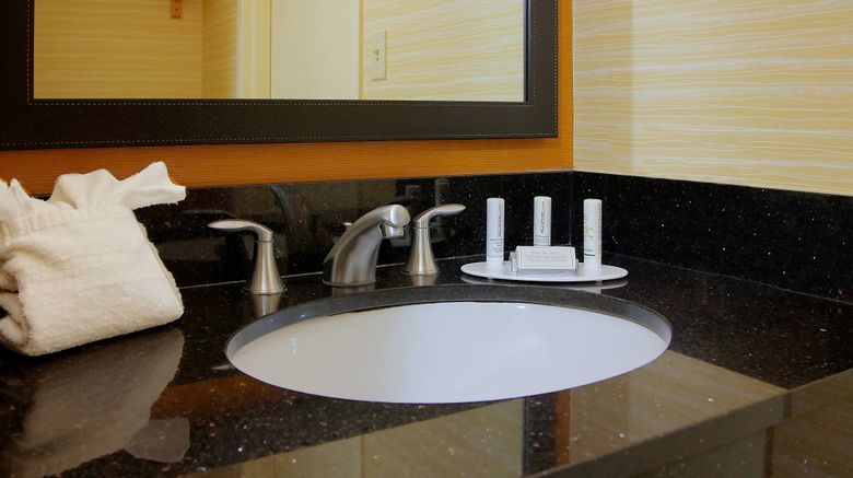 <b>Fairfield Inn & Suites West Palm Beach Room</b>. Images powered by <a href="https://www.leonardoworldwide.com/" title="Leonardo Worldwide" target="_blank">Leonardo</a>.