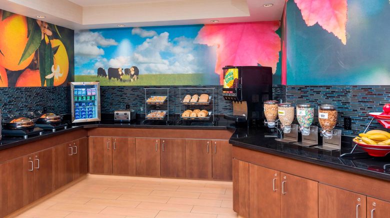 <b>Fairfield Inn & Suites Tyler Restaurant</b>. Images powered by <a href="https://www.leonardoworldwide.com/" title="Leonardo Worldwide" target="_blank">Leonardo</a>.