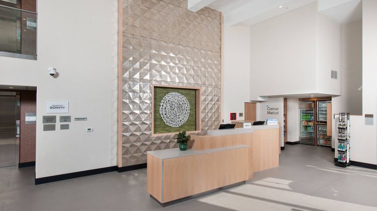 Fairfield Inn & Suites Downtown Lobby