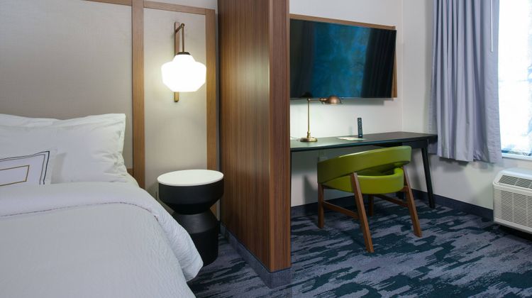 Fairfield Inn & Suites Downtown Suite