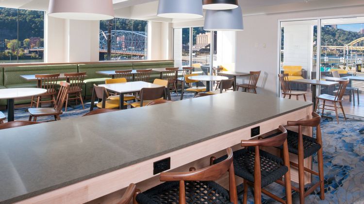 Fairfield Inn & Suites Downtown Restaurant
