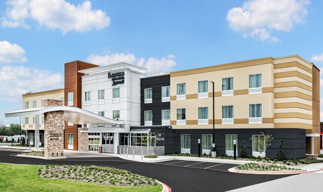 Fairfield Inn & Suites Van Exterior