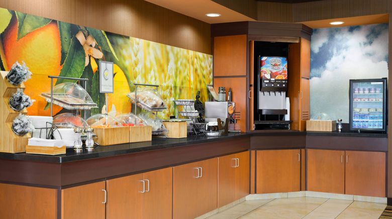 <b>Fairfield Inn & Suites by Marriott Restaurant</b>. Images powered by <a href="https://www.leonardoworldwide.com/" title="Leonardo Worldwide" target="_blank">Leonardo</a>.