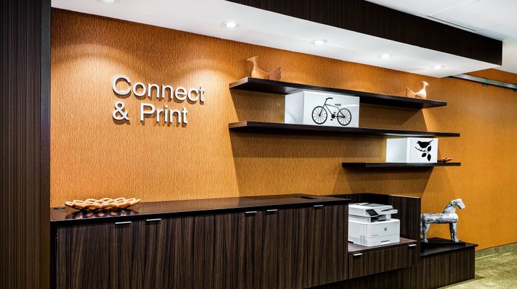 Fairfield Inn & Suites Van Other