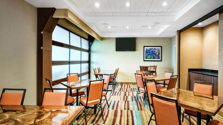 <b>Fairfield Inn & Suites Van Meeting</b>. Images powered by <a href="https://www.leonardoworldwide.com/" title="Leonardo Worldwide" target="_blank">Leonardo</a>.