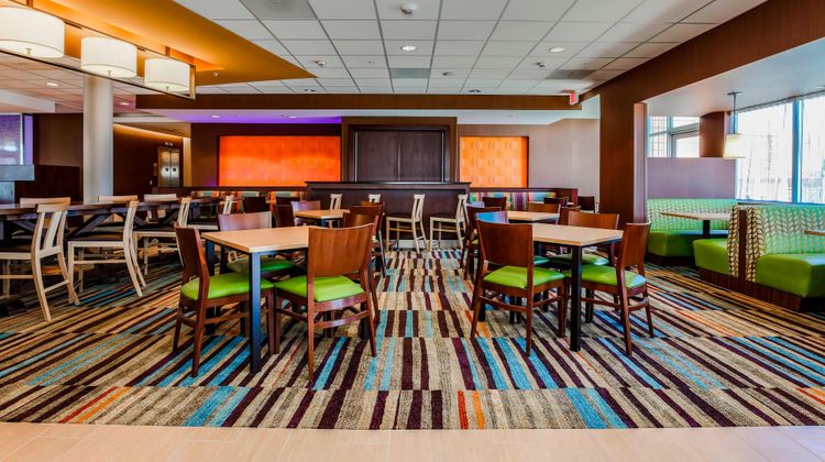 Fairfield Inn & Suites Pecos Restaurant