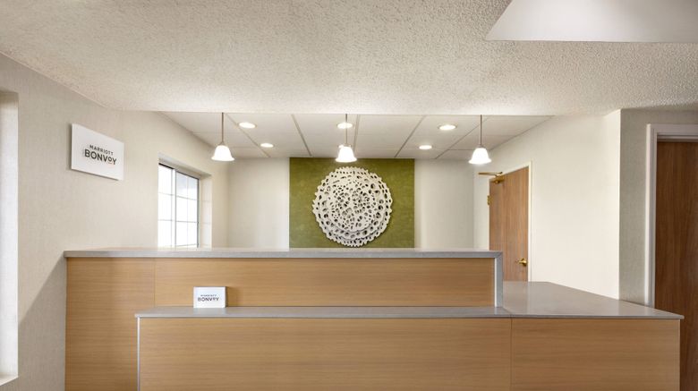 <b>Fairfield Inn & Suites Wheeling Lobby</b>. Images powered by <a href="https://www.leonardoworldwide.com/" title="Leonardo Worldwide" target="_blank">Leonardo</a>.