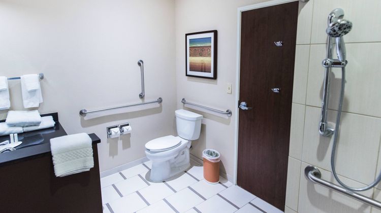 Fairfield Inn & Suites Natchitoches Room