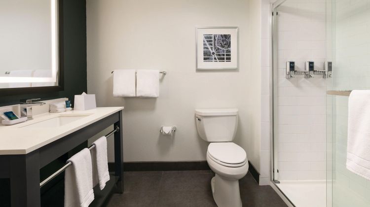 Four Points by Sheraton Raleigh Room