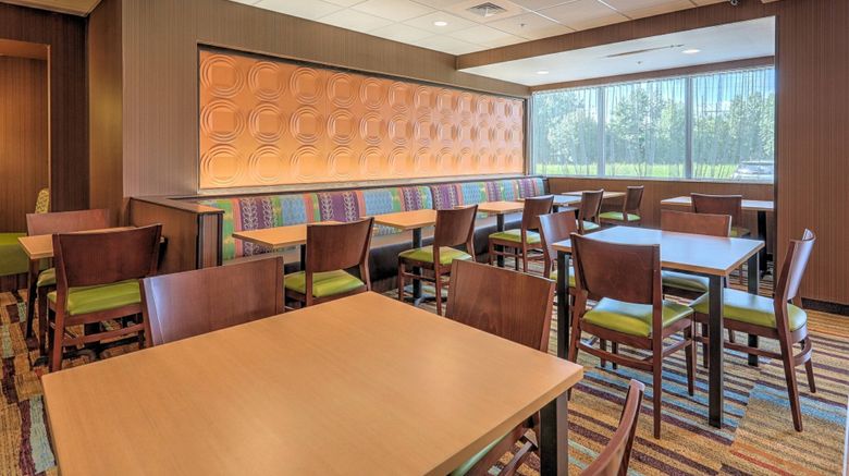 <b>Fairfield Inn & Suites Greenville Restaurant</b>. Images powered by <a href="https://www.leonardoworldwide.com/" title="Leonardo Worldwide" target="_blank">Leonardo</a>.