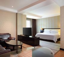 Four Points by Sheraton Medan Room