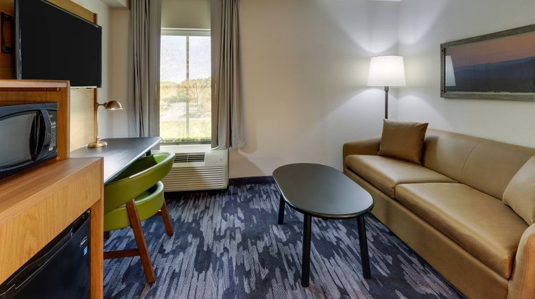 <b>Fairfield by Marriott Inn & Suites Suite</b>. Images powered by <a href="https://www.leonardoworldwide.com/" title="Leonardo Worldwide" target="_blank">Leonardo</a>.