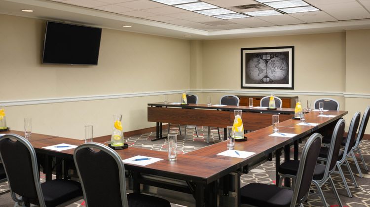 Four Points by Sheraton Bentonville Meeting
