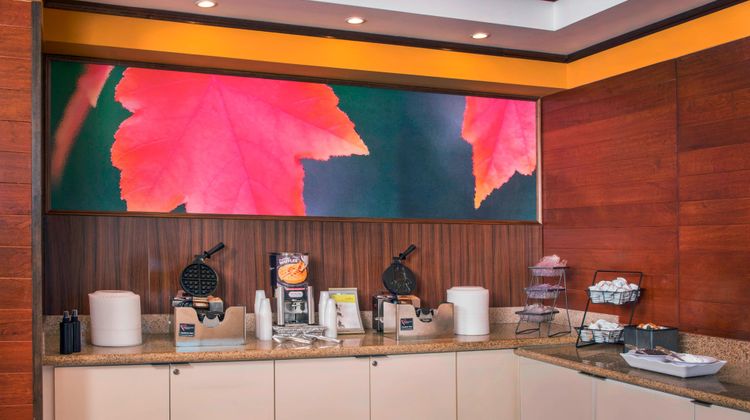 Fairfield Inn & Suites Williamsburg Restaurant